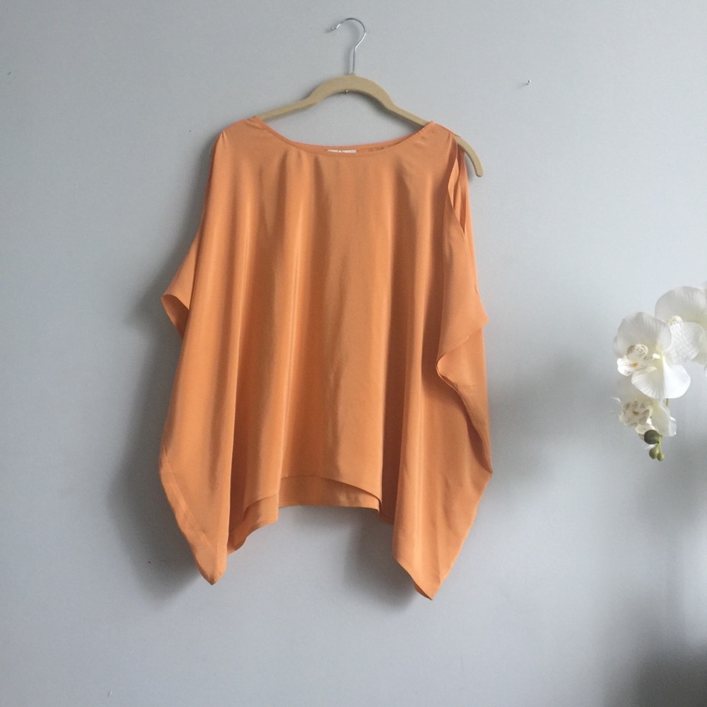 💌💌💌SOLD**** $188 NWOT JOIE 💯 Silk Hiori Blouse - Picture 3 of 7